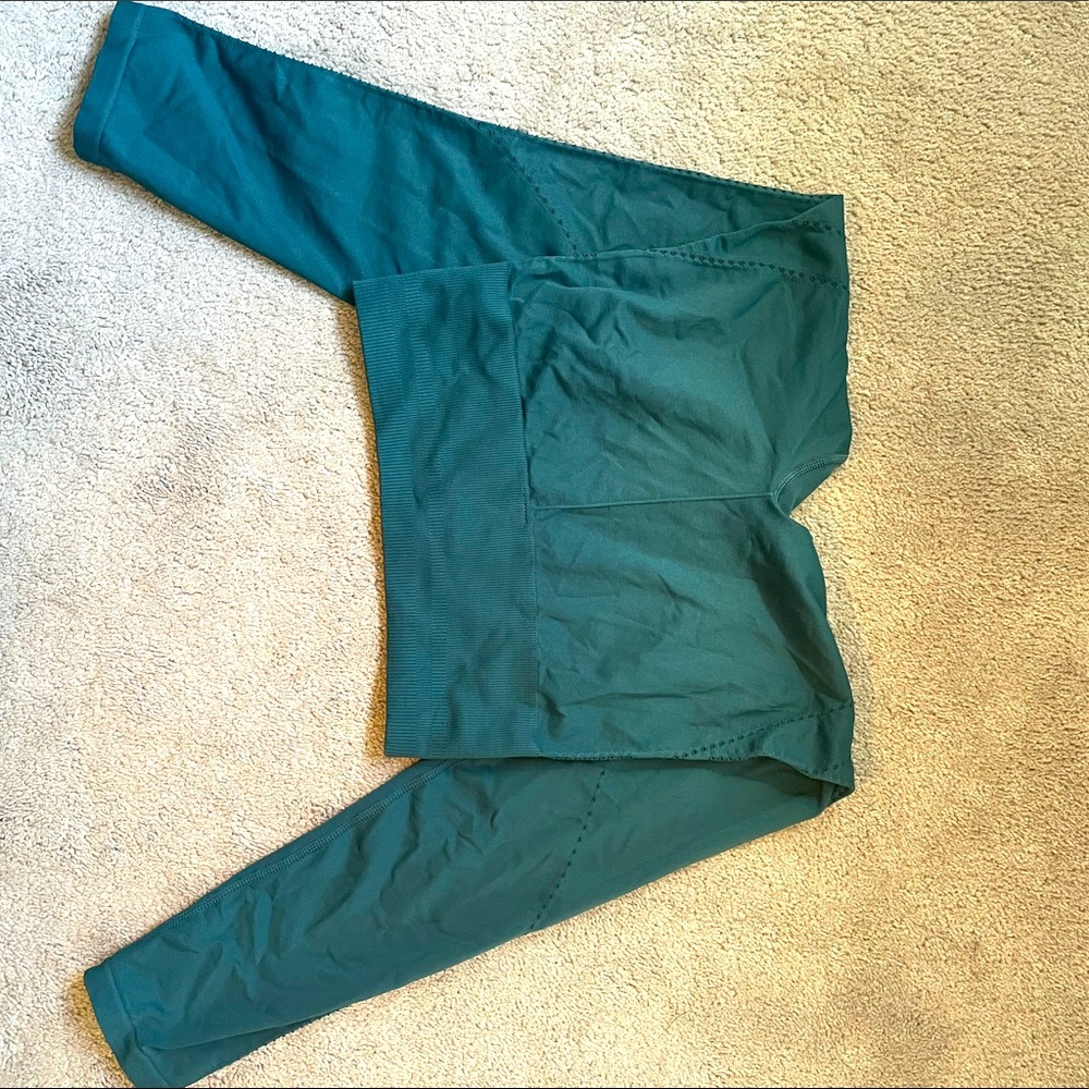 Fabletics green laser cut detail leggings